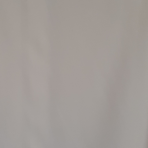 Sleevless tank - Picture 3 of 4